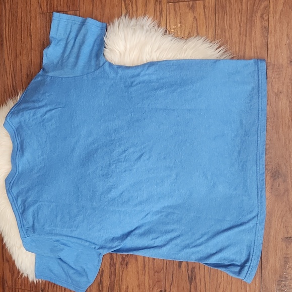 Disney Blur 84 UCLA Bruins Graphic Tshirt - Picture 4 of 4